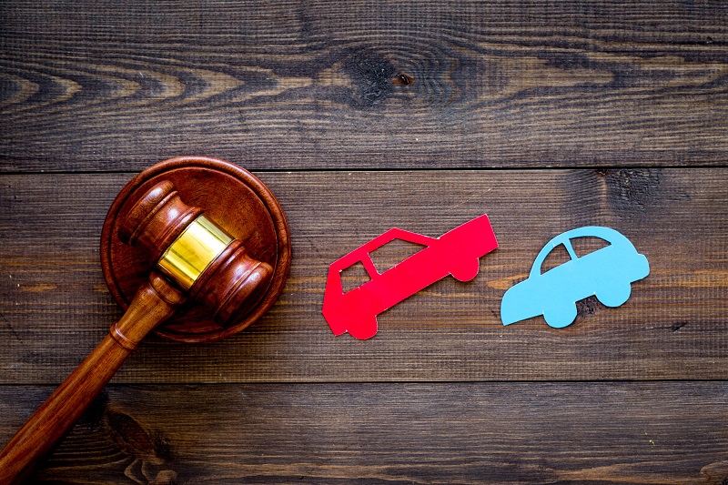 When to Call an Auto Crash Lawyer: Before or After a Hospital Visit?